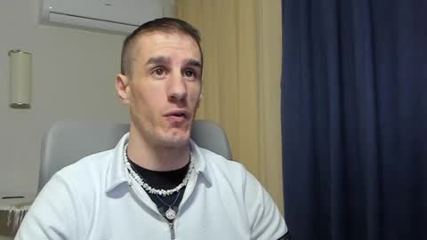 Axl online show from 25, 4, 2026