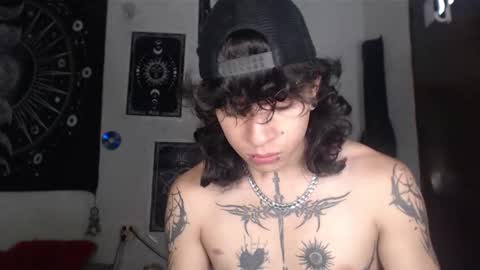 Axel Kush online show from 1, 12, 2025