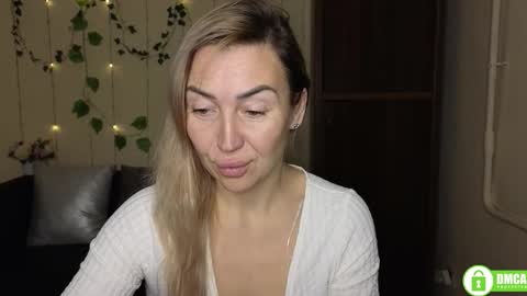 Jully online show from 14, 12, 2025