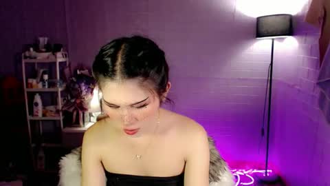 AYAHOSHILOVESYOU online show from 23, 4, 2026
