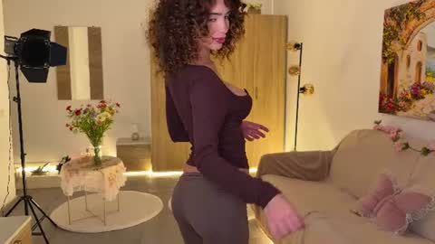 Alya online show from 24, 7, 2026