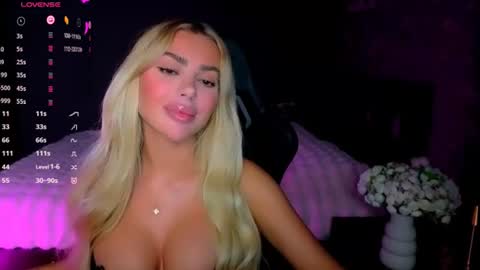  Ayla Demir  online show from 13, 6, 2026
