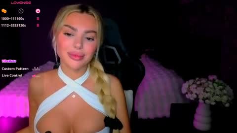  Ayla Demir  online show from 28, 6, 2026
