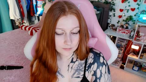 Ayla hill online show from 9, 4, 2026