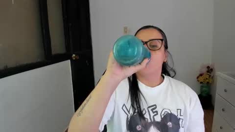 SandyMODELINDEPENDIENT online show from 1, 11, 2025