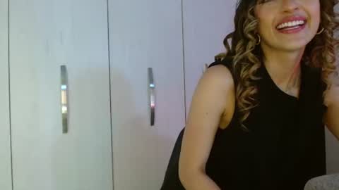 Snapshot of ayleen_m chatting on 27, 6, 2026 AYLEEN online show from 27, 6, 2026