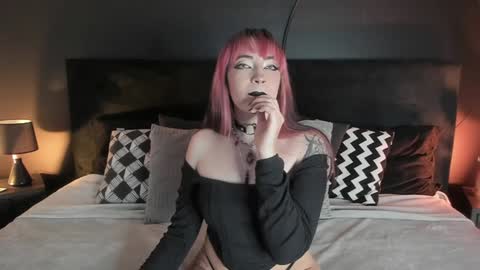 Aylen online show from 3, 2, 2025