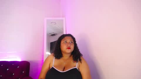 Ayliinn  online show from 9, 9, 2025