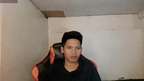 ayman2003 online show from 17, 2, 2026