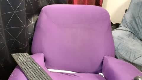 Dominatrix Queen online show from 2, 2, 2025