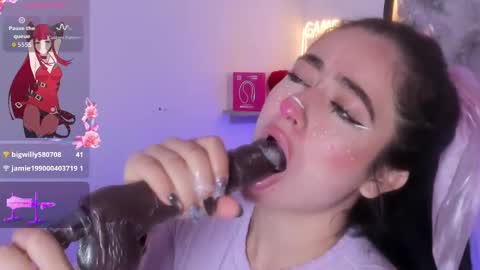 Snapshot of ayshel_lira chatting on 21, 11, 2025 ayshel_lira online show from 21, 11, 2025