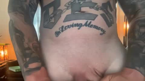 Snapshot of az_tatts chatting on 21, 9, 2025 az_tatts online show from 21, 9, 2025