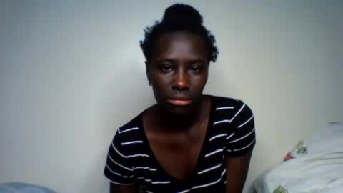 azaelia_iris online show from 5, 8, 2026