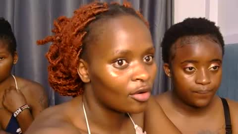 Snapshot of azalea46 chatting on 11, 6, 2026 Azalea online show from 11, 6, 2026