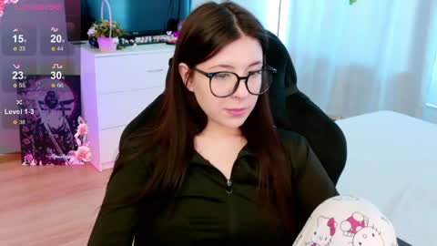 Snapshot of azaliya_haze chatting on 3, 5, 2026 Azaliya online show from 3, 5, 2026