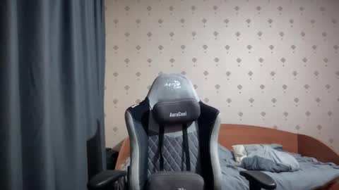 Snapshot of azazelmax chatting on 6, 12, 2024 azazelmax online show from 6, 12, 2024