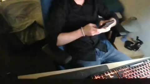 Snapshot of azdert2100 chatting on 15, 1, 2026 azdert online show from 15, 1, 2026