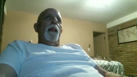azjohnny online show from 7, 4, 2026