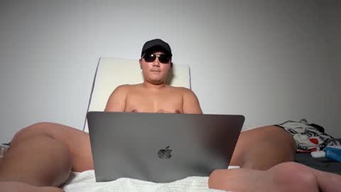 Snapshot of azngoogoo chatting on 10, 11, 2025 azngoogoo online show from 10, 11, 2025