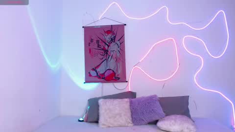 Azul Bernarld online show from 5, 12, 2024