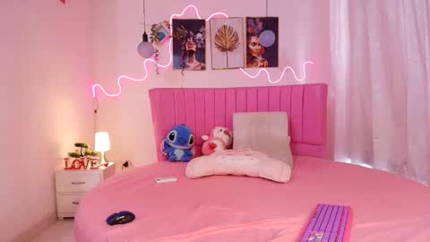 Snapshot of azul_horny chatting on 24, 11, 2025 PRINCESS AZUL. online show from 24, 11, 2025