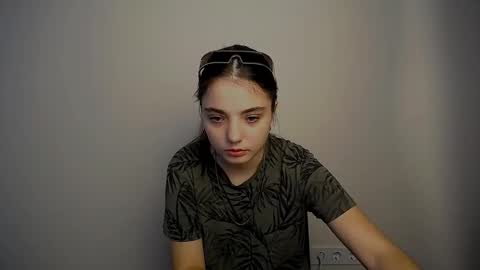 Snapshot of azumi_chan_ chatting on 25, 9, 2025 azumi_chan_ online show from 25, 9, 2025