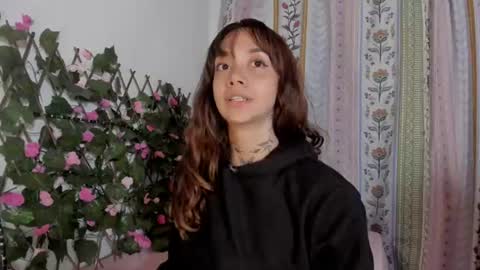 azumi saan online show from 21, 7, 2026