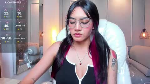 Azura online show from 19, 11, 2025