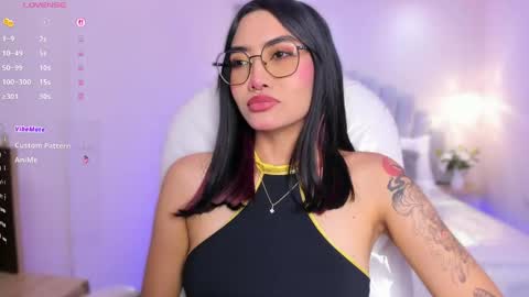 Azura online show from 8, 5, 2026