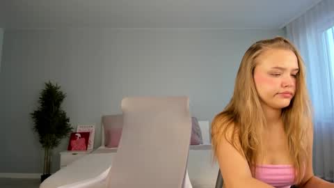 Monica online show from 18, 10, 2025