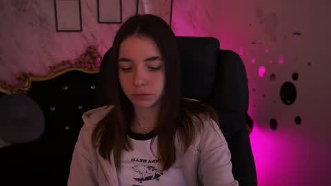 Babe online show from 28, 4, 2026