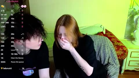 Snapshot of babees_eva chatting on 11, 10, 2025 Sweety Eva online show from 11, 10, 2025