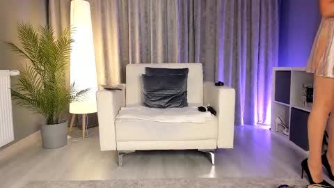 Snapshot of babeinblush chatting on 18, 9, 2025 Lisa online show from 18, 9, 2025