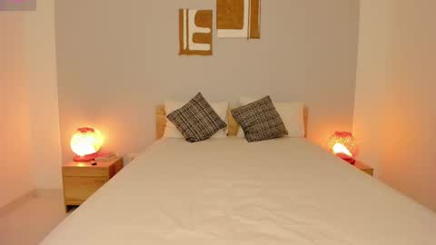 itzell  online show from 13, 2, 2025