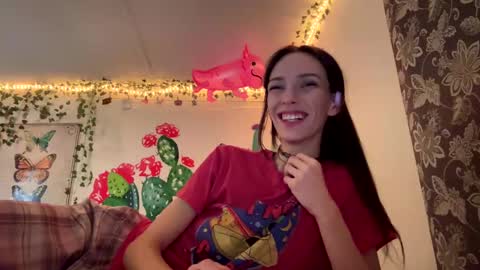 Snapshot of babiifern chatting on 4, 1, 2025 Fern Browning online show from 4, 1, 2025