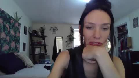 Snapshot of babiifern chatting on 26, 9, 2025 Fern Browning online show from 26, 9, 2025