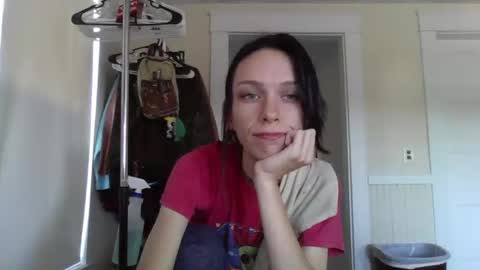 Snapshot of babiifern chatting on 9, 10, 2025 Fern Browning online show from 9, 10, 2025