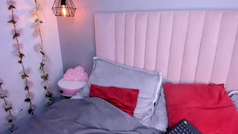 Snapshot of baby__kitty_ chatting on 5, 11, 2025 baby__kitty_ online show from 5, 11, 2025