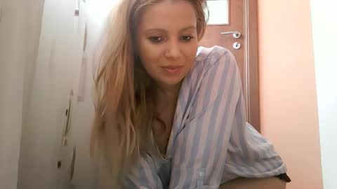 Baby Blonde online show from 21, 3, 2026
