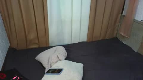 hello every one i am maxine online show from 6, 11, 2025