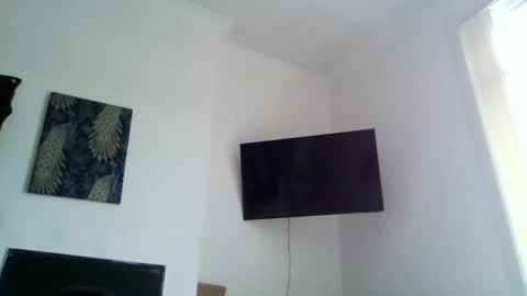 baby_girls2224 online show from 26, 4, 2026