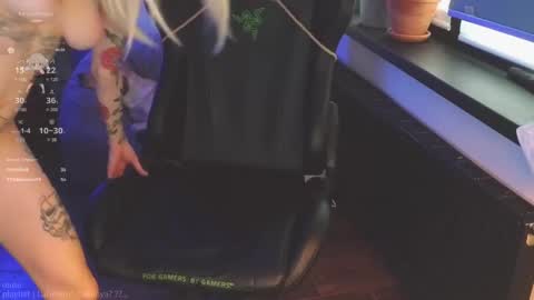 baby gopn1k online show from 24, 1, 2025