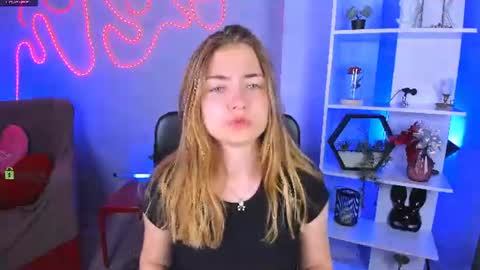 Snapshot of baby_hotte chatting on 13, 7, 2026 baby online show from 13, 7, 2026