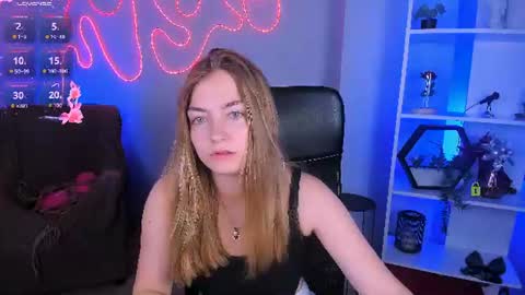 Snapshot of baby_hotte chatting on 28, 7, 2026 baby online show from 28, 7, 2026