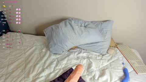 JULY online show from 22, 1, 2025