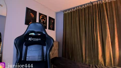 Junior       Independent Model online show from 19, 4, 2026