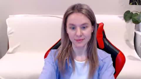 baby_kitte online show from 14, 2, 2025