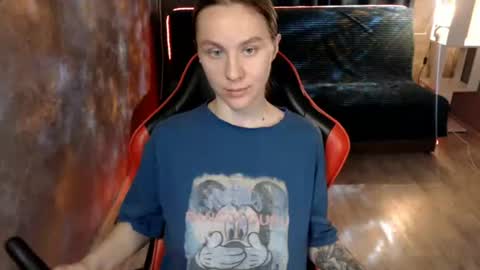 baby_kitte online show from 9, 7, 2026