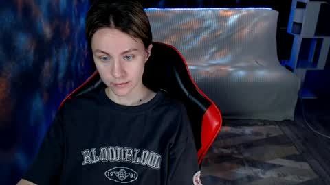 baby_kitte online show from 16, 7, 2026