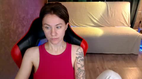 baby_kitte online show from 4, 8, 2026